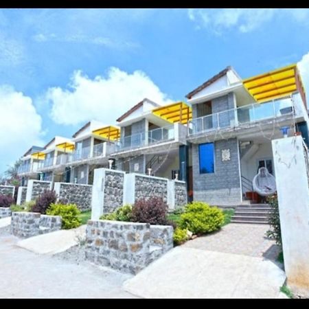 Sushmika Resorts Inn Yercaud Exterior foto