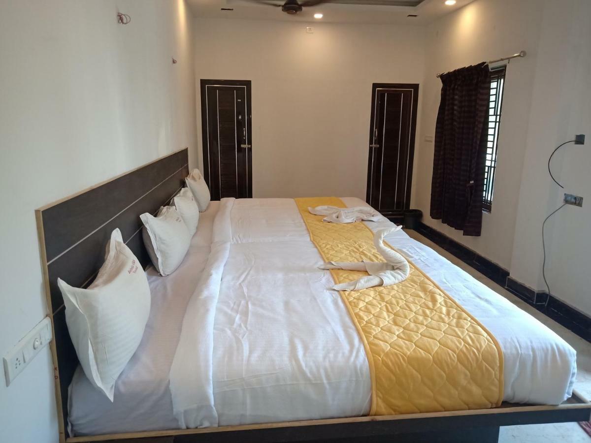 Sushmika Resorts Inn Yercaud Exterior foto